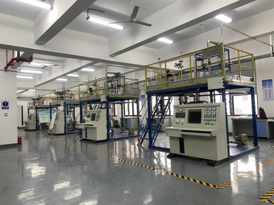 图1 化工单元操作实训室(1)